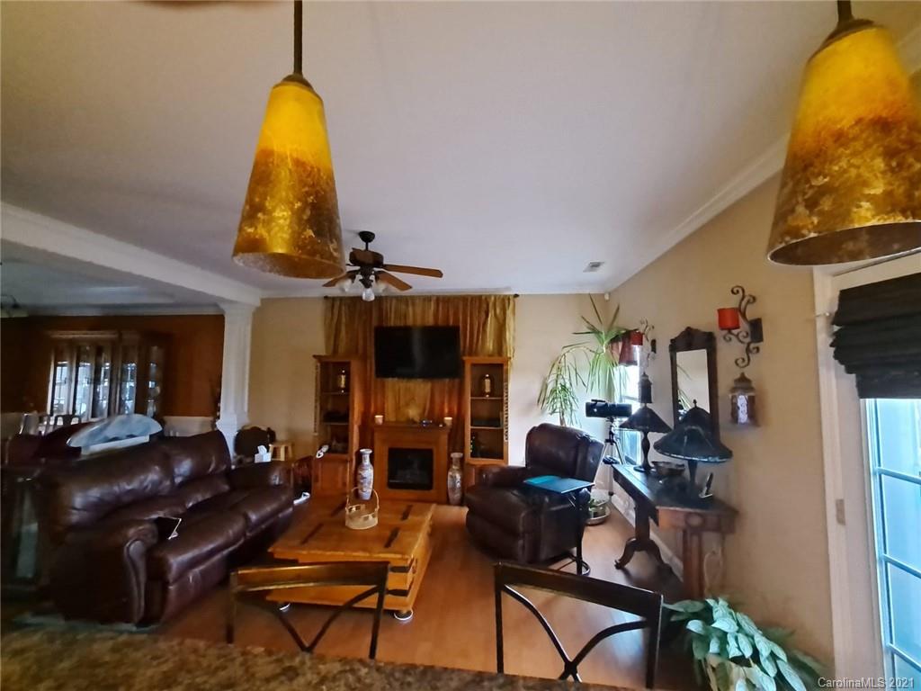 424 Webb Road Shelby, NC 28152 - Photo 4 of 24 Gallery Image 4