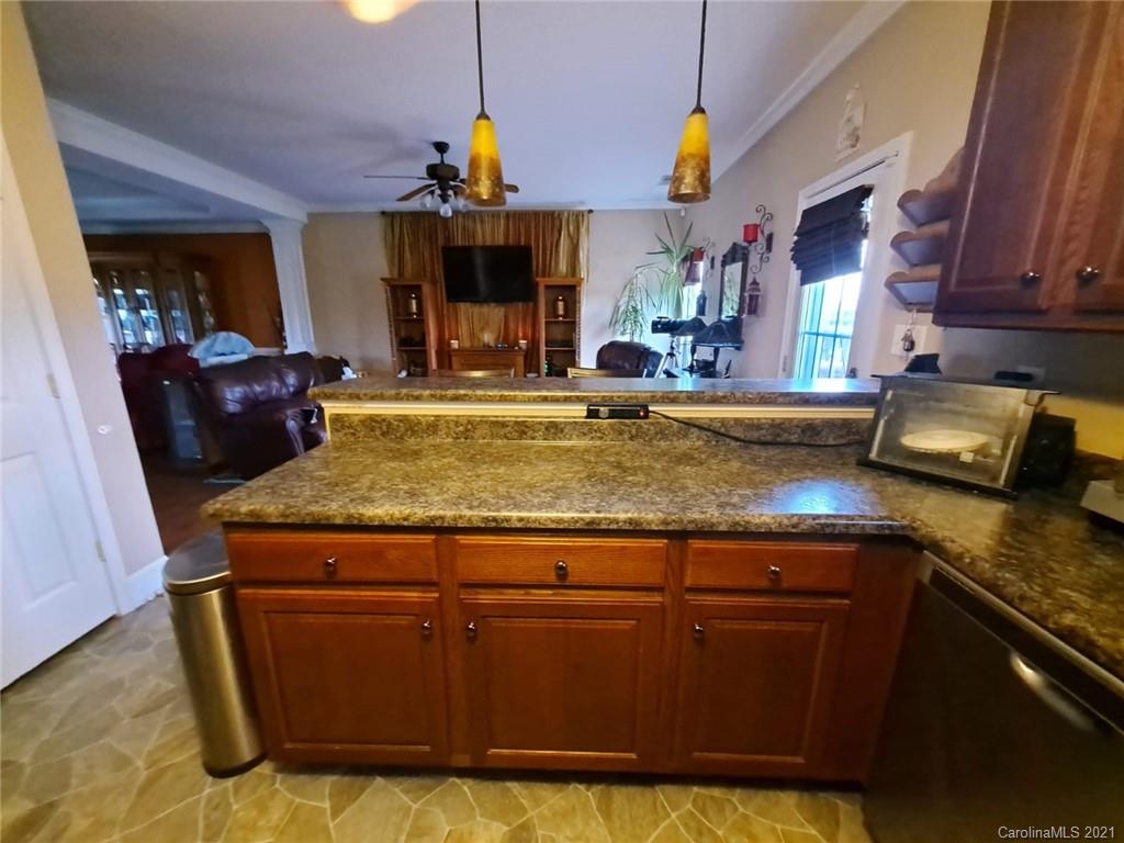 424 Webb Road Shelby, NC 28152 - Photo 8 of 24 Gallery Image 8