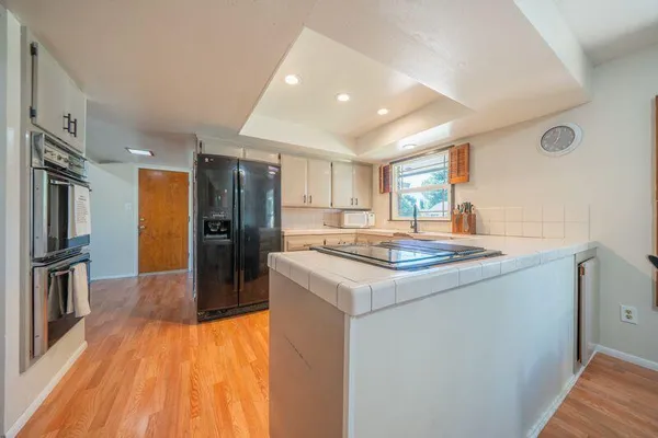 $1,075,000 | 3425 Riverview Drive, Redding, CA 96001