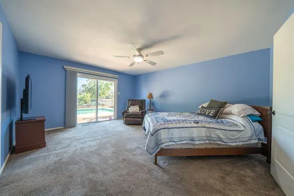 $1,075,000 | 3425 Riverview Drive, Redding, CA 96001