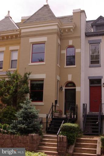 Classic Victorian bayfront