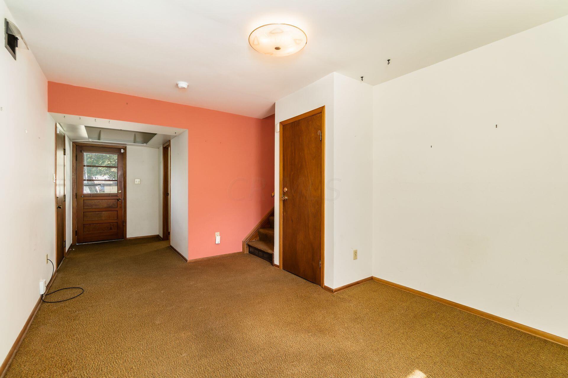 1432 Fullen Road Columbus, OH 43229 - Photo 18 of 24 Gallery Image 18