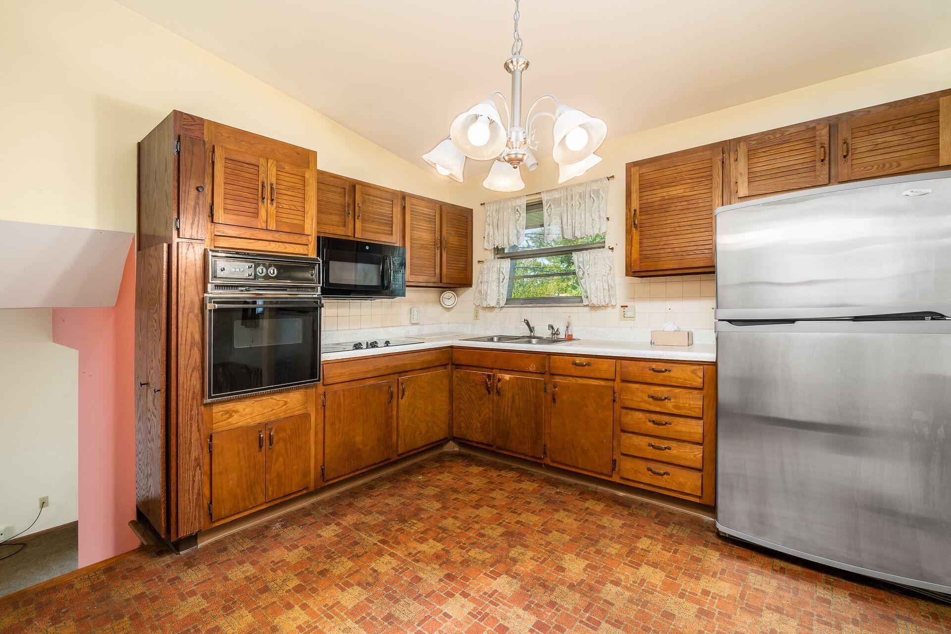 1432 Fullen Road Columbus, OH 43229 - Photo 6 of 24 Gallery Image 6