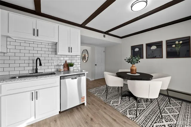 $185,000 | 10587 Carroll Wood Way, St. Louis, MO 63128