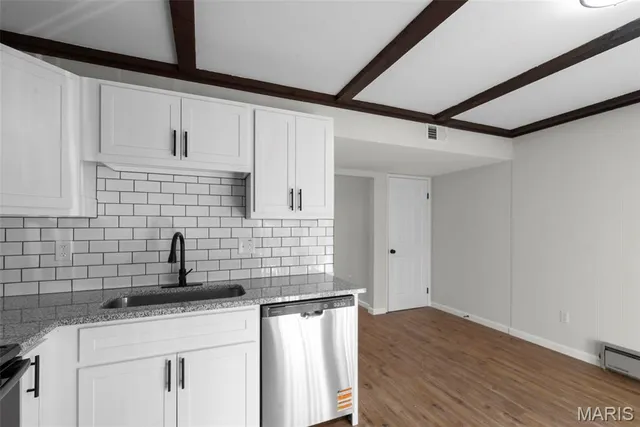 $185,000 | 10587 Carroll Wood Way, St. Louis, MO 63128