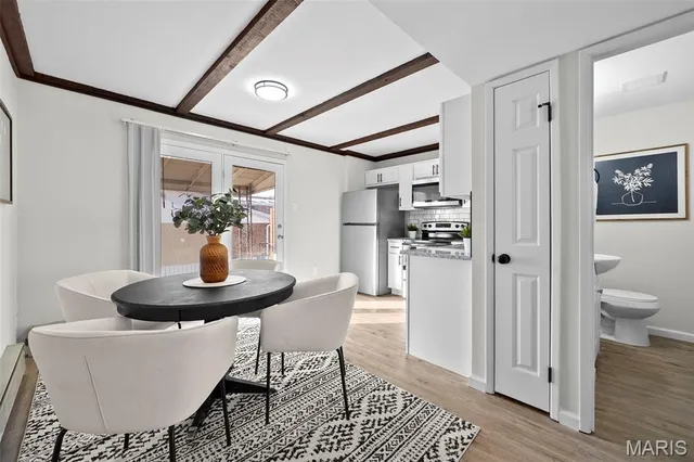 $185,000 | 10587 Carroll Wood Way, St. Louis, MO 63128