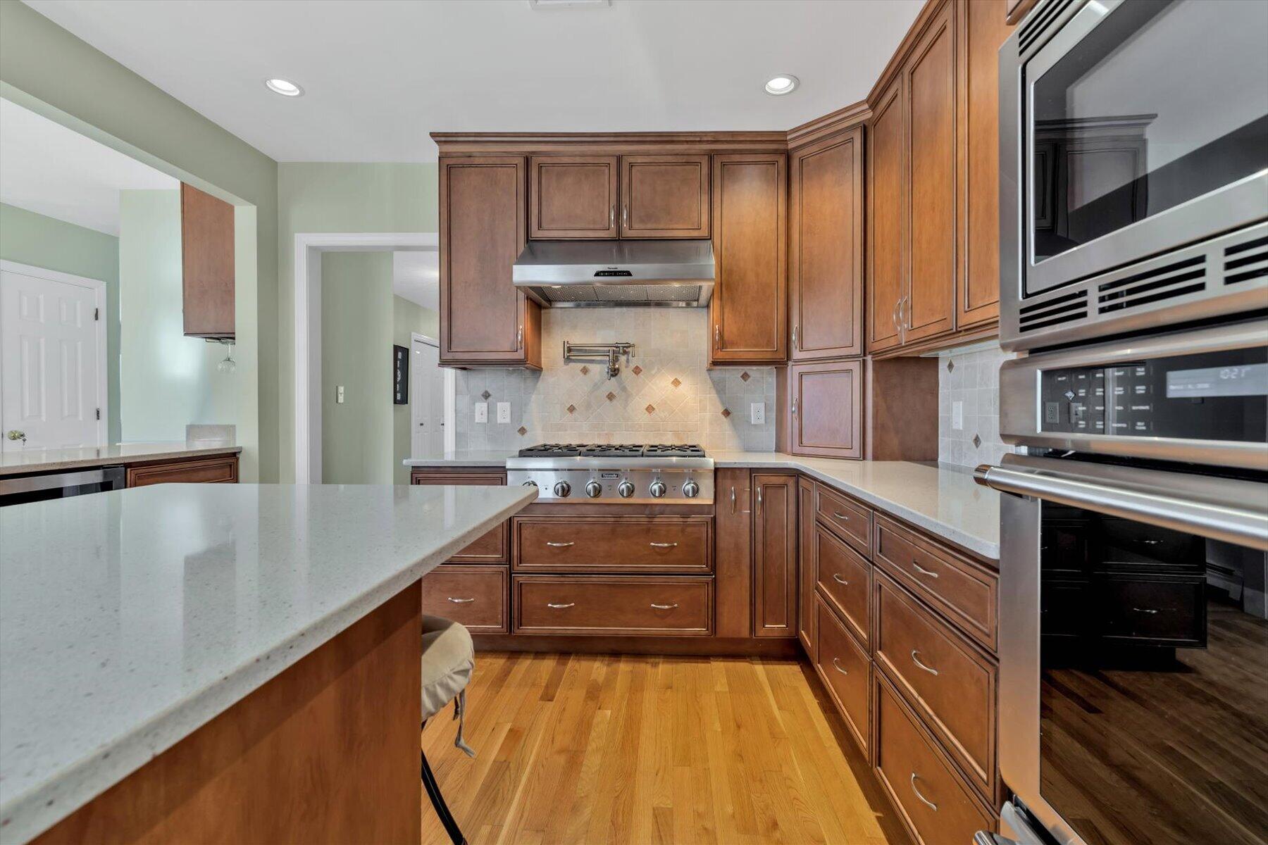18 Gray Rocks West Road North Falmouth, MA 02556 - Photo 31 of 57 Kit D