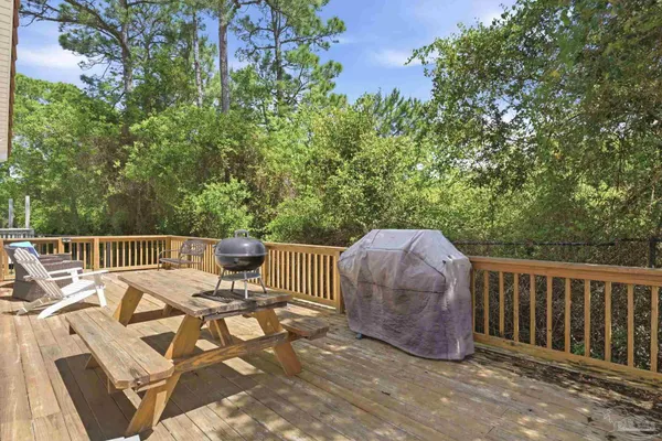 $2,700 | 7967 Double Gate Drive, Pensacola, FL 32507
