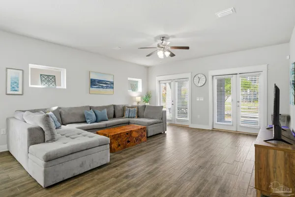 $2,700 | 7967 Double Gate Drive, Pensacola, FL 32507