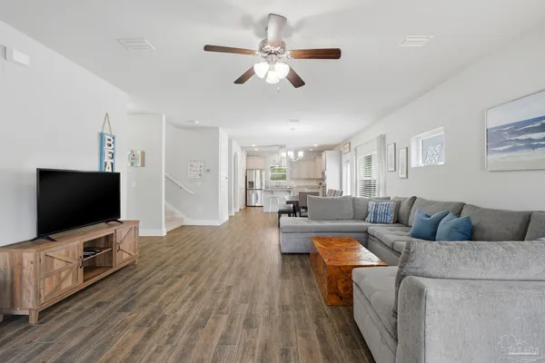 $2,700 | 7967 Double Gate Drive, Pensacola, FL 32507