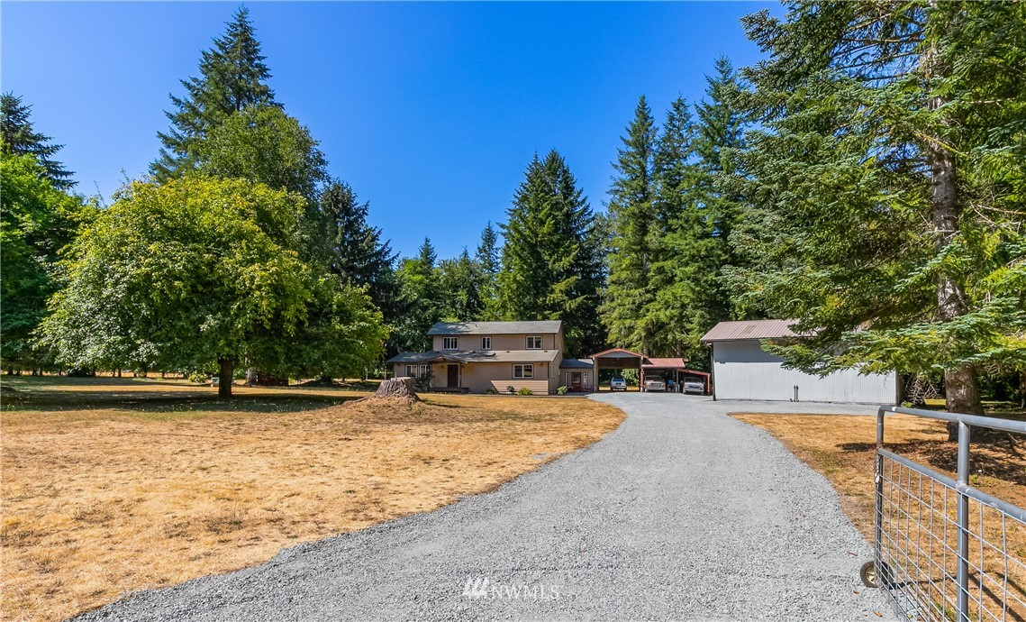 3949 Nelson Road Deming, WA 98244 - Photo 2 of 40