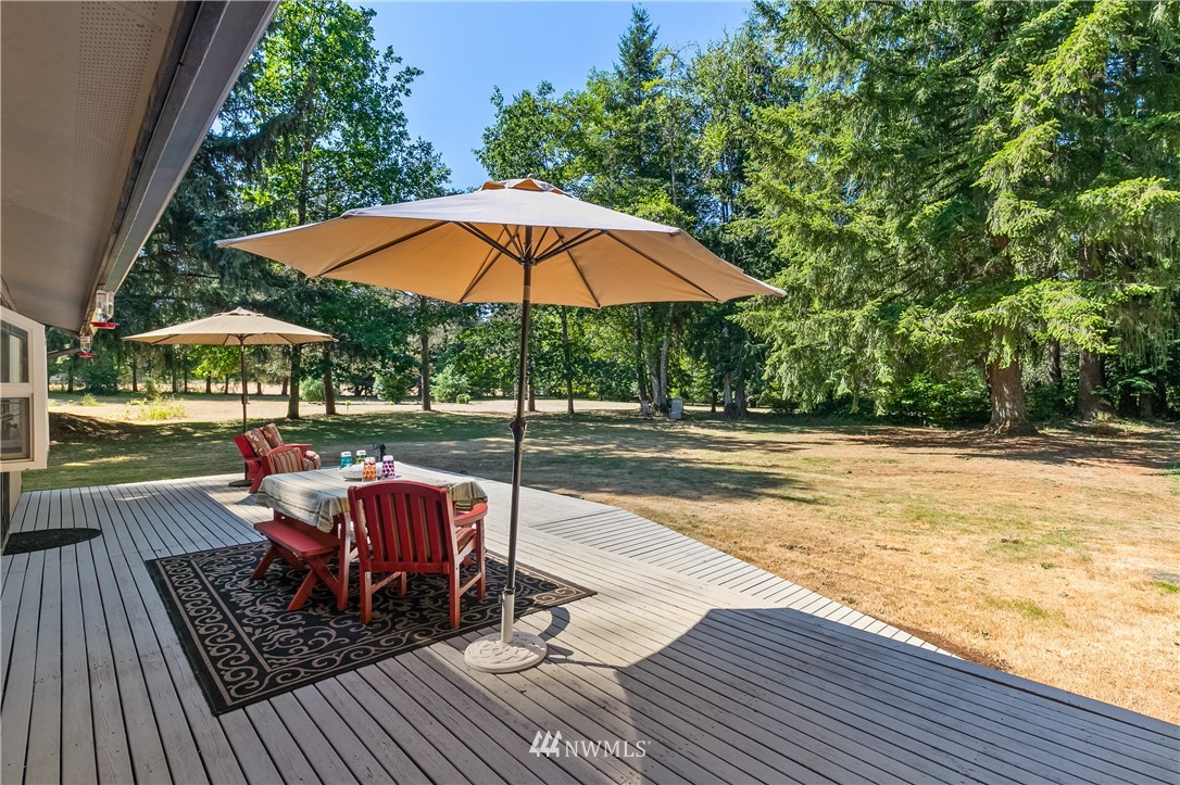 3949 Nelson Road Deming, WA 98244 - Photo 11 of 40