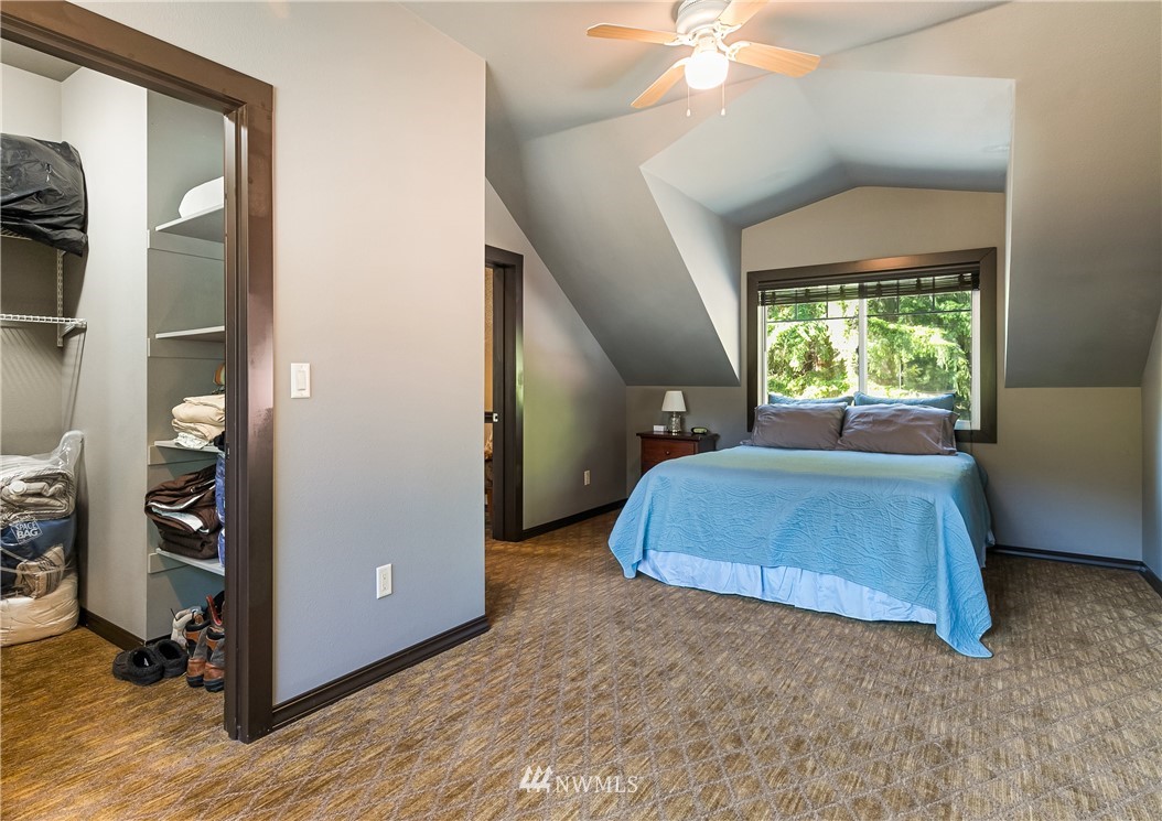 3949 Nelson Road Deming, WA 98244 - Photo 25 of 40