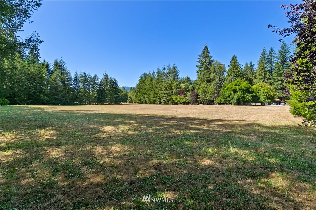 3949 Nelson Road Deming, WA 98244 - Photo 38 of 40