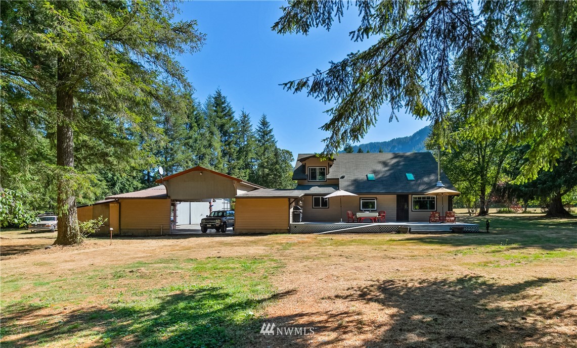 3949 Nelson Road Deming, WA 98244 - Photo 7 of 40