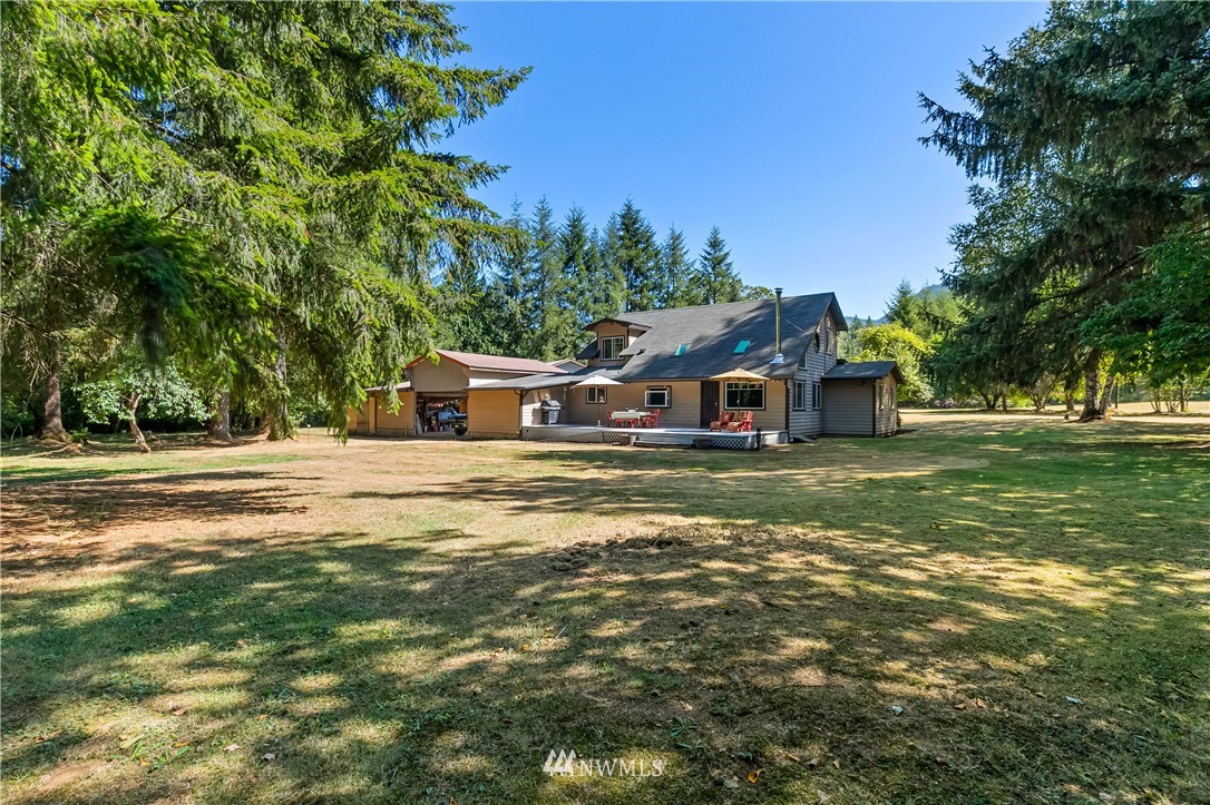 3949 Nelson Road Deming, WA 98244 - Photo 8 of 40