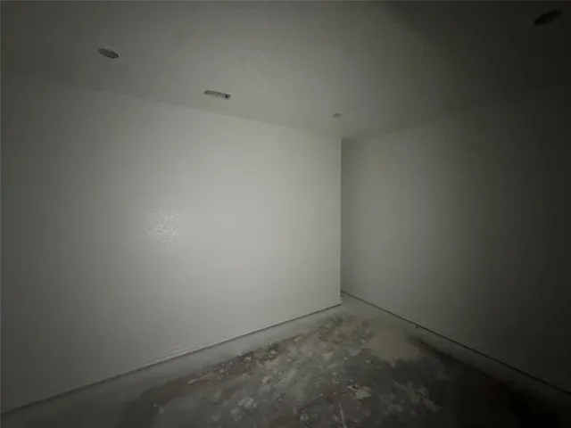 $335,000 | 28296 Spring Valley Drive, Kemp, TX 75143