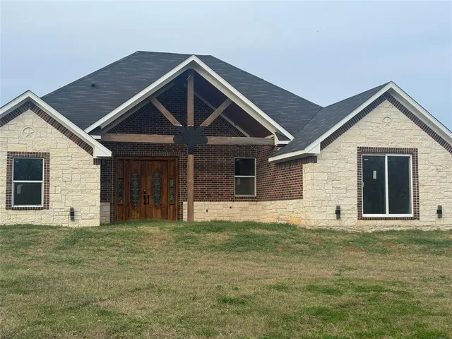 $335,000 | 28296 Spring Valley Drive, Kemp, TX 75143
