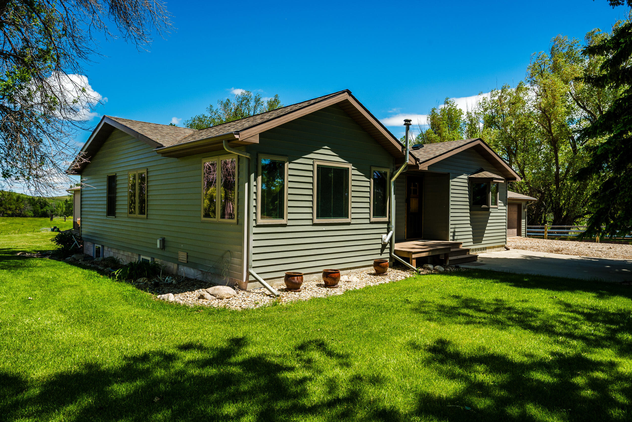 157 Upper Prairie Dog Road Banner, WY 82832 - Photo 4 of 71 102