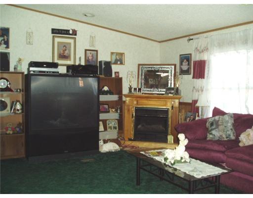 206 Merrill Hill Road Greene, ME 04236 - Photo 5 of 10 Living Room.