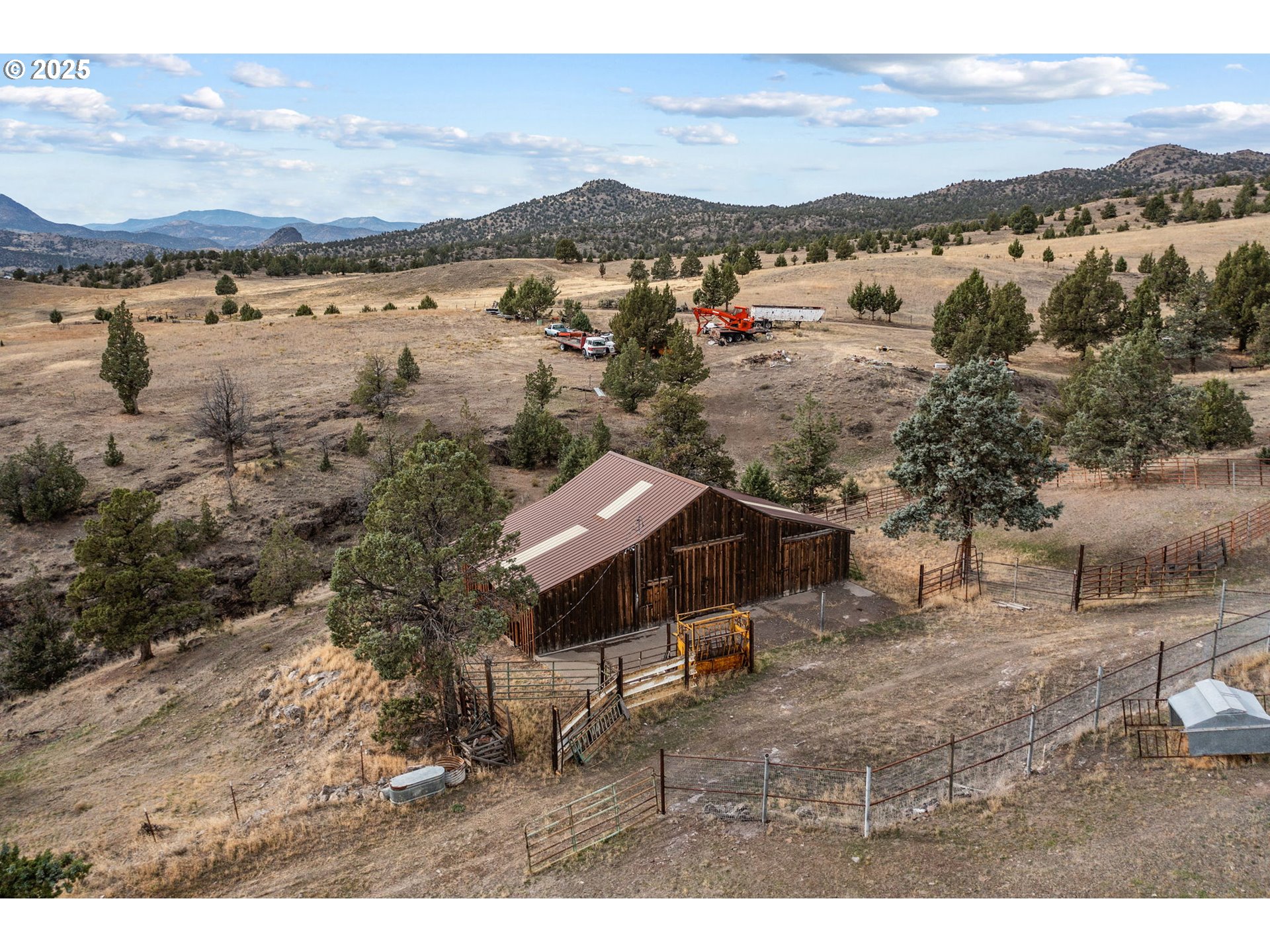 19369 Highway 26 Mitchell, OR 97750 - Photo 2 of 48 a view of city and mountain
