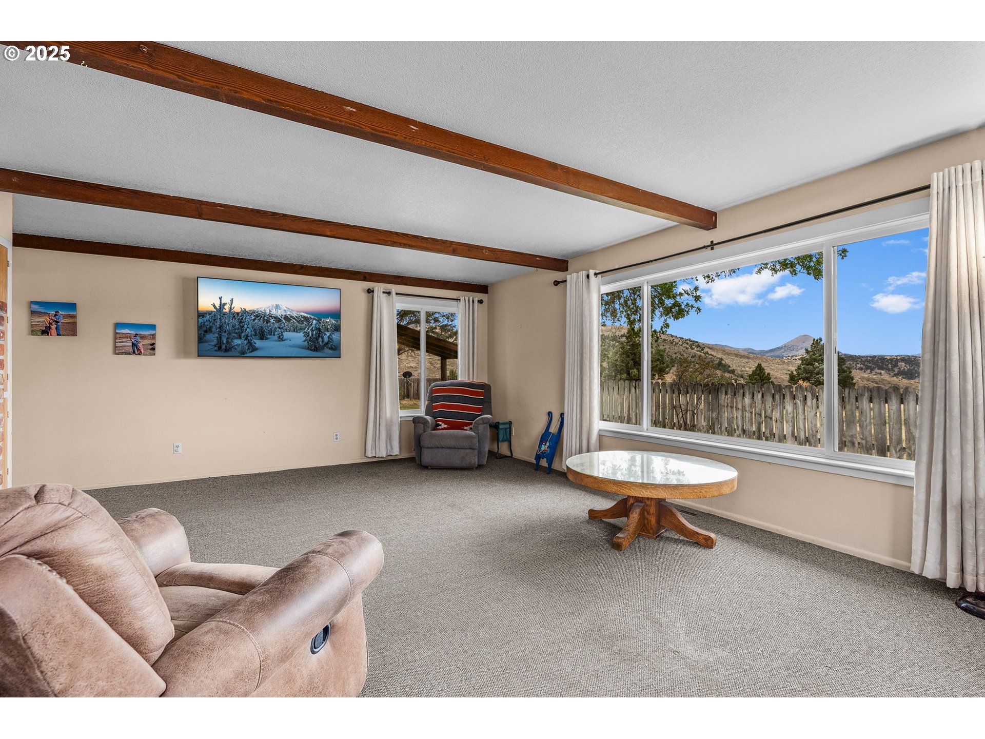19369 Highway 26 Mitchell, OR 97750 - Photo 9 of 48 a living room with furniture and a large window