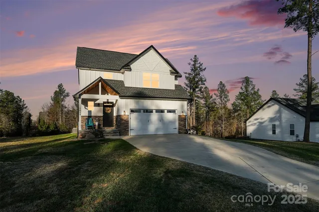 $550,000 | 5019 Star Magnolia Court, Clover, SC 29710