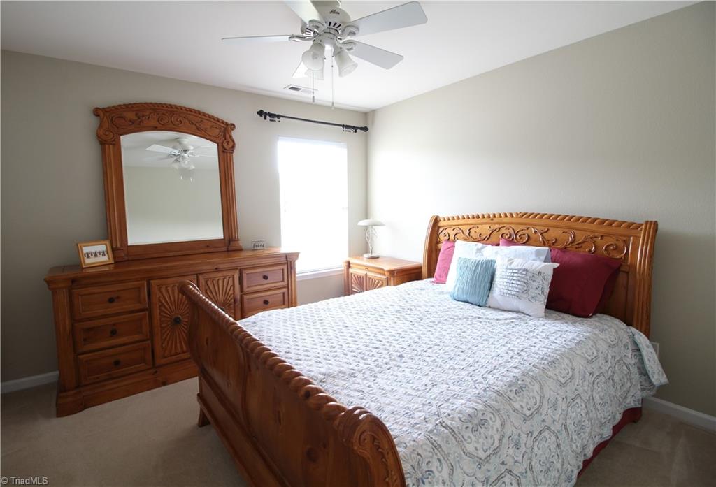 845 Hedgepath Terrace High Point, NC 27265 - Photo 16 of 20 Gallery Image 16