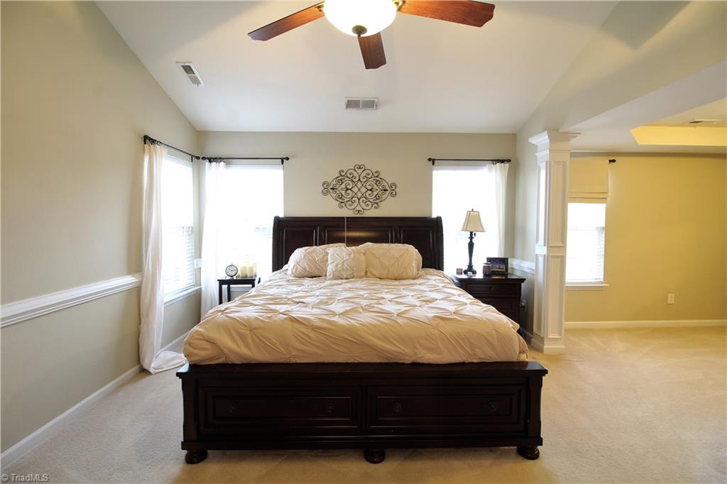 845 Hedgepath Terrace High Point, NC 27265 - Photo 9 of 20 Gallery Image 9