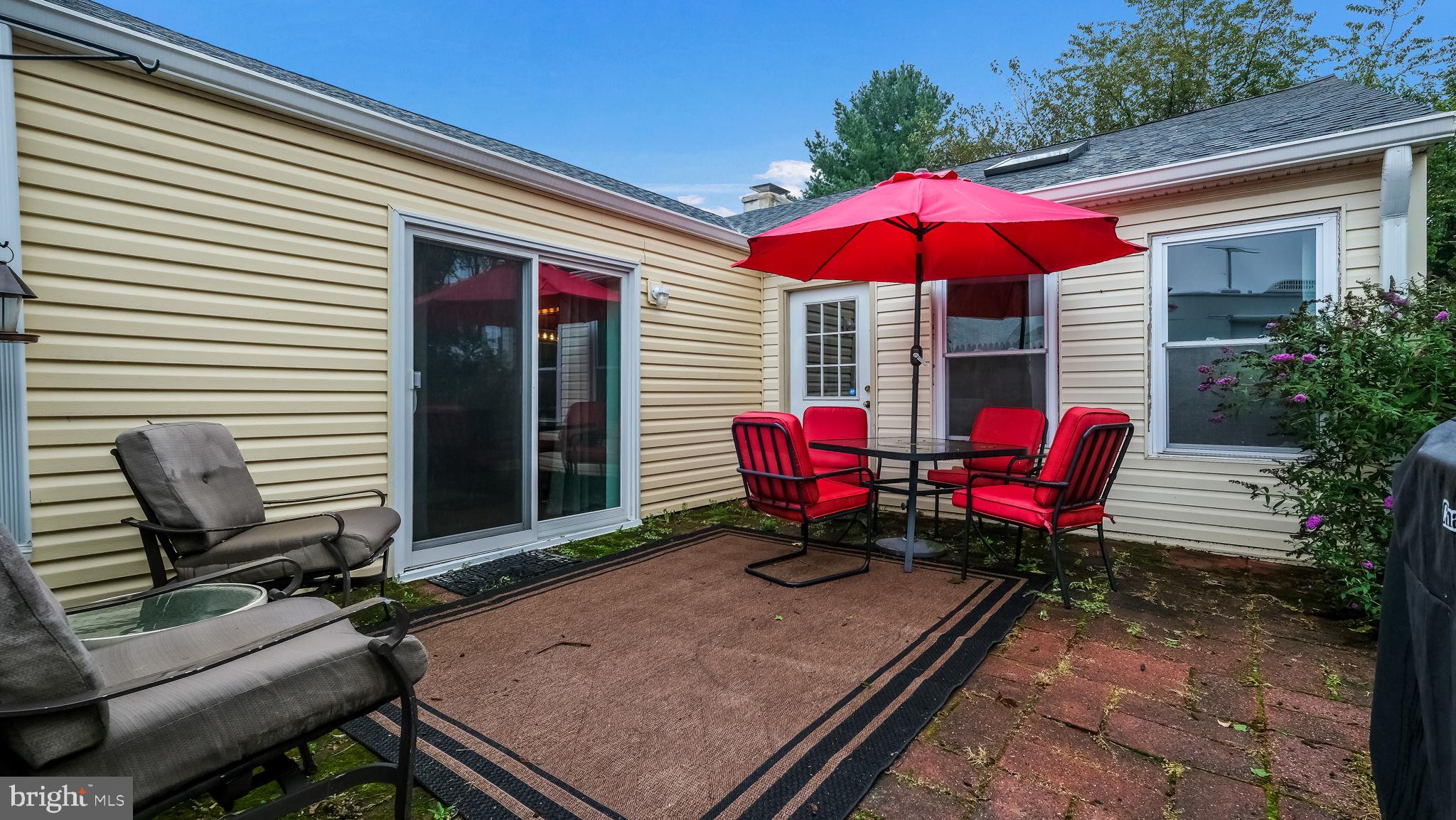 599 Ivyland Road Warminster, PA 18974 - Photo 4 of 37 Gallery Image 4