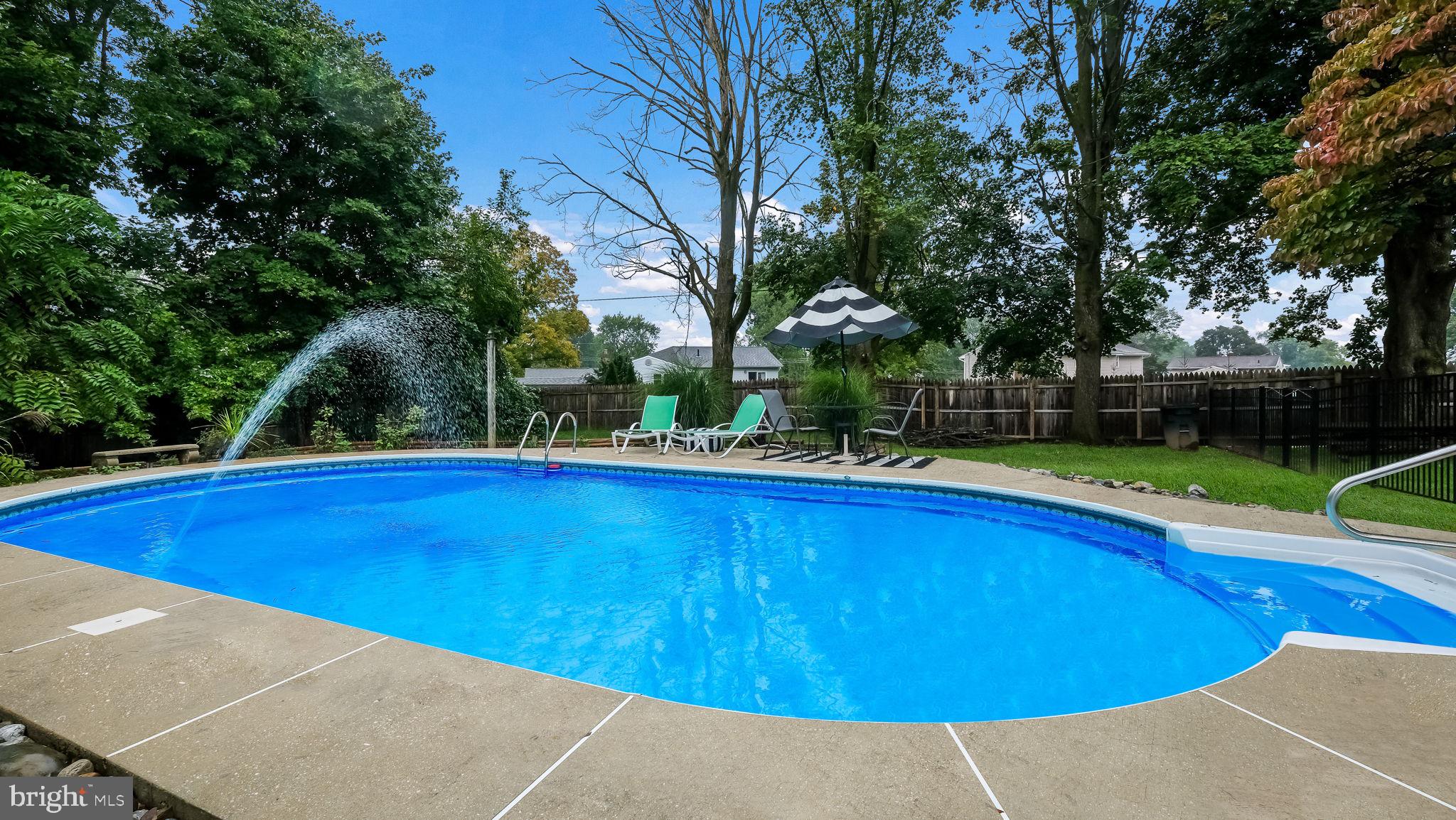 599 Ivyland Road Warminster, PA 18974 - Photo 8 of 37 Gallery Image 8