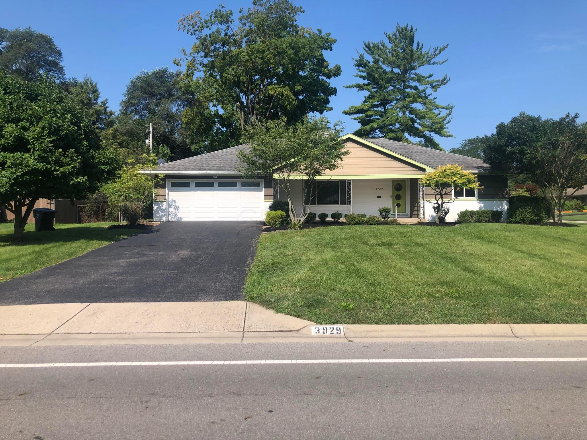 3929 Mountview Road Columbus, OH 43220 - Photo 1 of 35