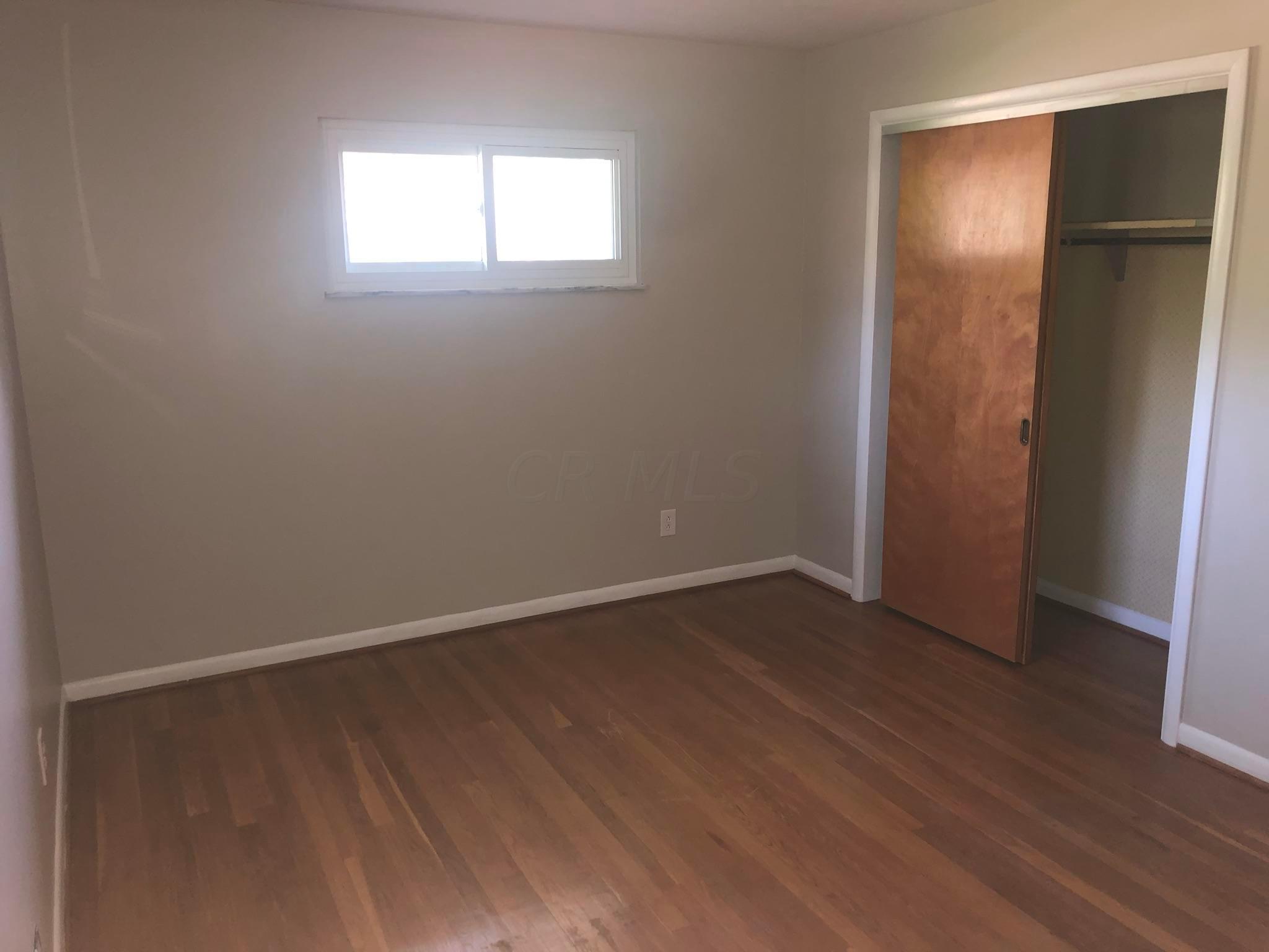 3929 Mountview Road Columbus, OH 43220 - Photo 22 of 35
