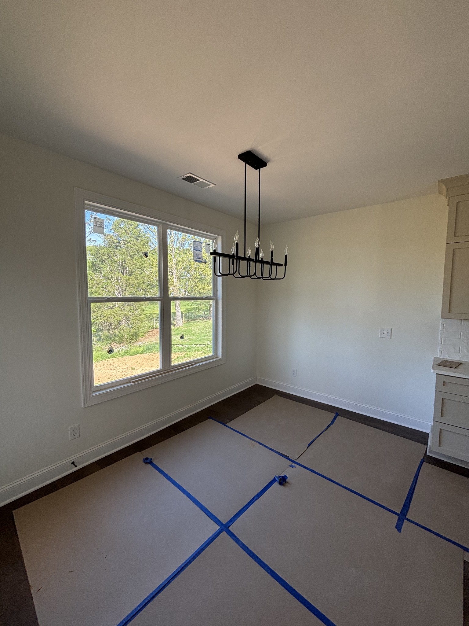 0 Cascade Drive Winchester, TN 37398 - Photo 14 of 33 a view of an empty room with windows