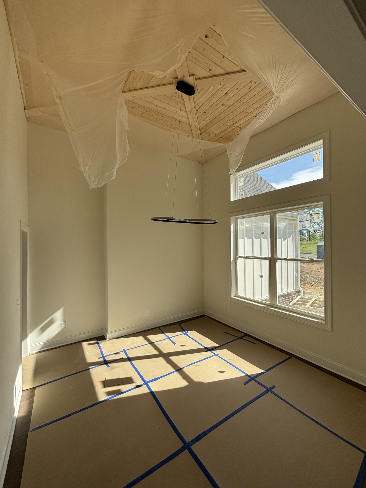 0 Cascade Drive Winchester, TN 37398 - Photo 5 of 33 a view of a room with windows