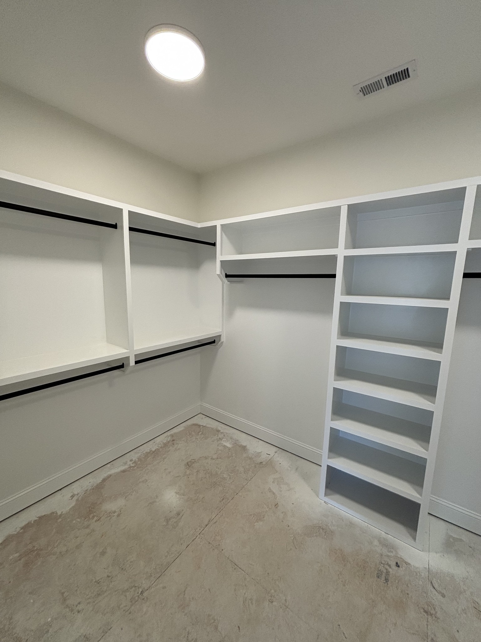 0 Cascade Drive Winchester, TN 37398 - Photo 9 of 33 a view of an empty walk in closet