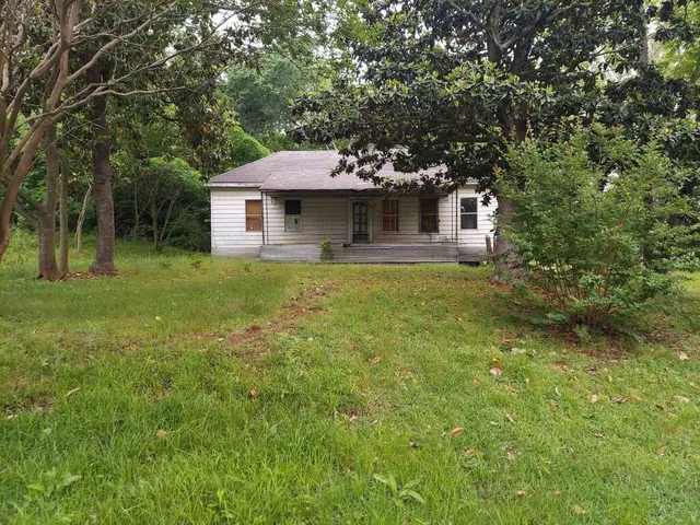 $64,989 | 1407 Madam Queen Street, Marshall, TX 75670