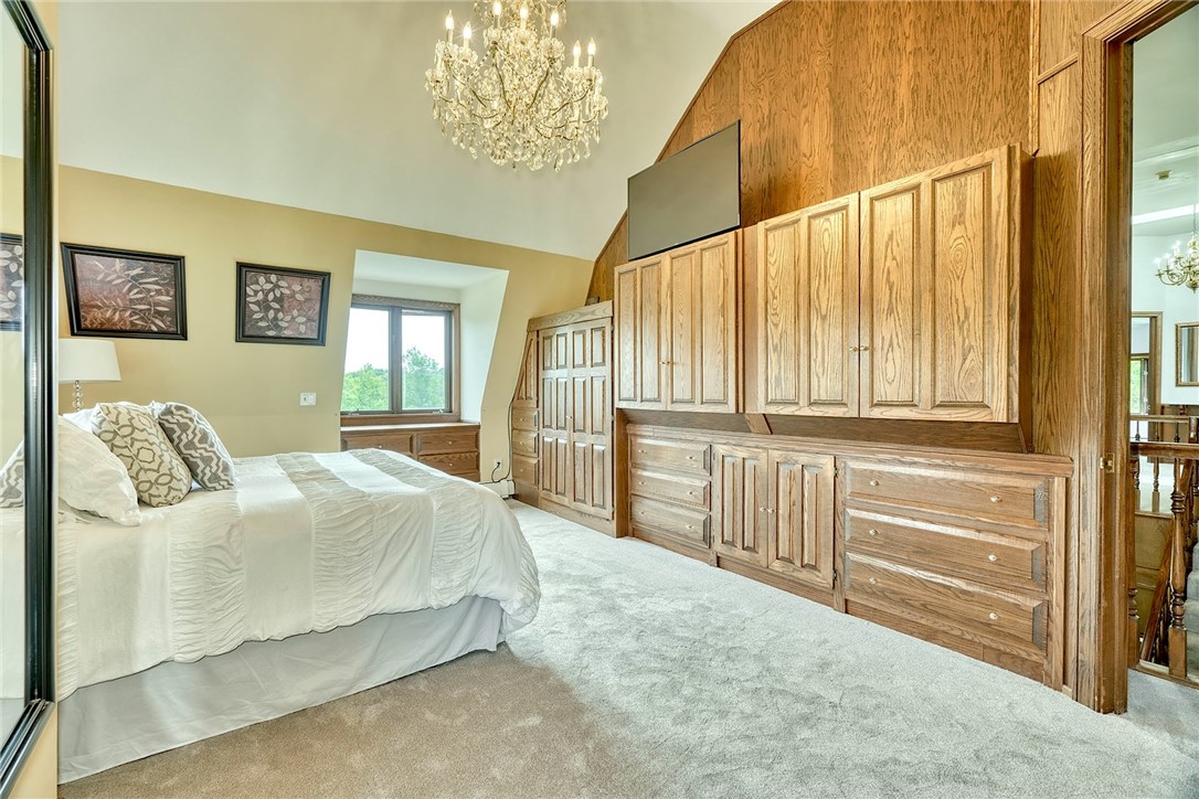 4005 County Line Road Walworth, NY 14502 - Photo 25 of 50 Primary Retreat offers extensive built-in storage,