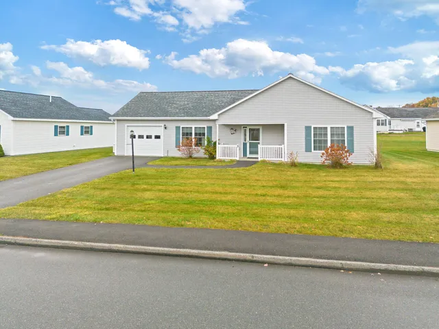 $365,000 | 5 Chickadee Trail, Unit 5, Winslow, ME 04901