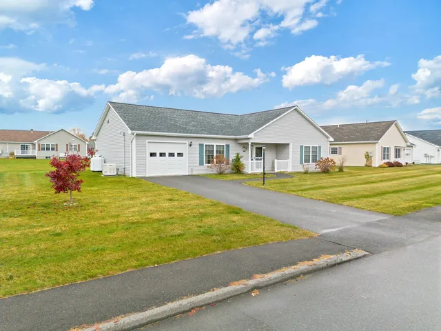 $365,000 | 5 Chickadee Trail, Unit 5, Winslow, ME 04901