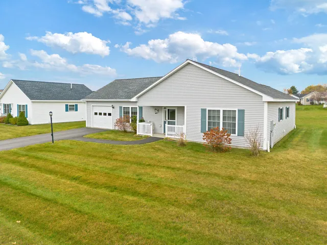 $365,000 | 5 Chickadee Trail, Unit 5, Winslow, ME 04901