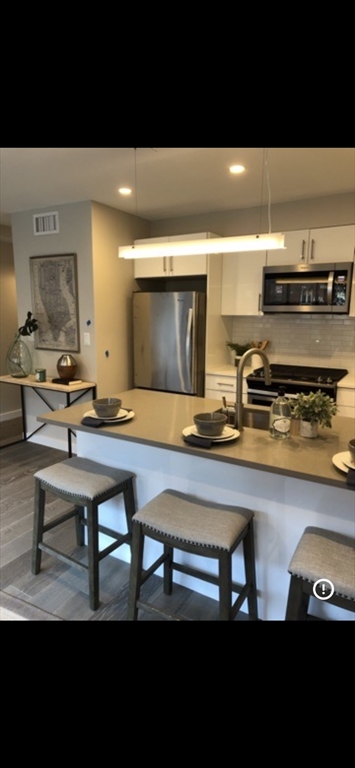 244 Hanover Street, Unit 510 Boston, MA 02113 - Photo 6 of 7