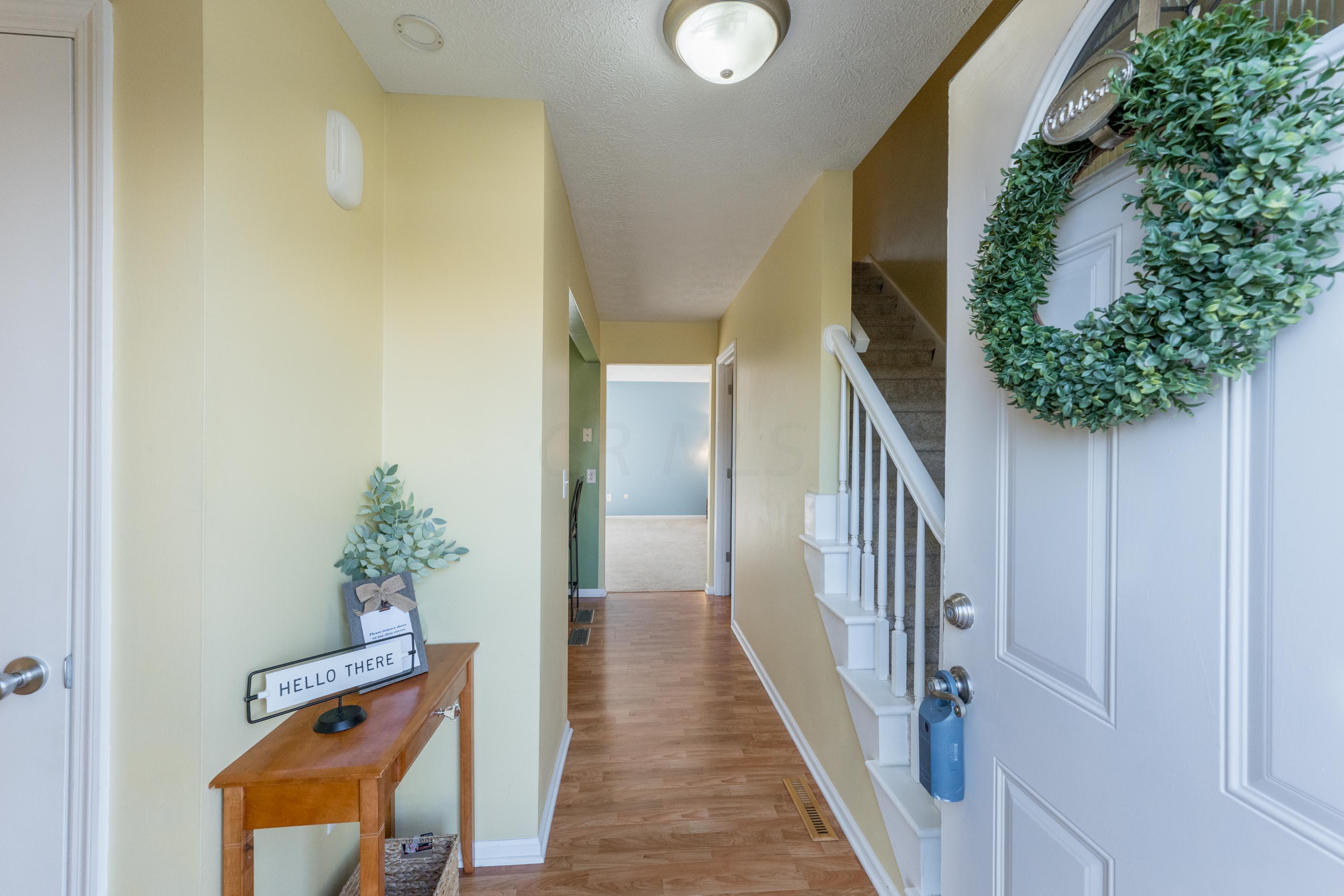 7762 Sawmill Road Dublin, OH 43016 - Photo 2 of 38 Welcome to 7762 Sawmill Rd.!