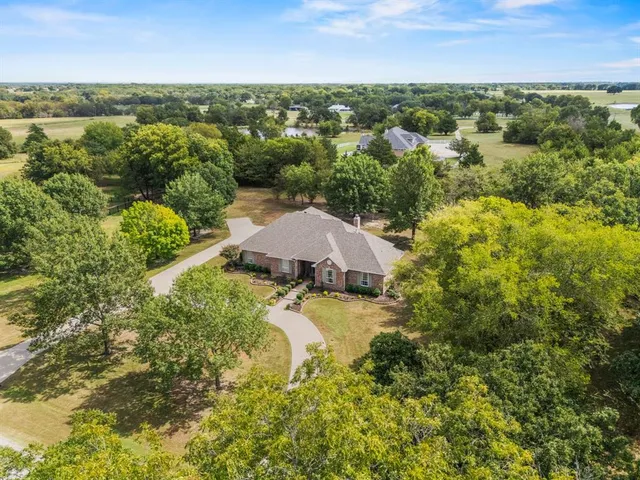 $649,900 | 1 Blue Bonnet Trail, Greenville, TX 75402