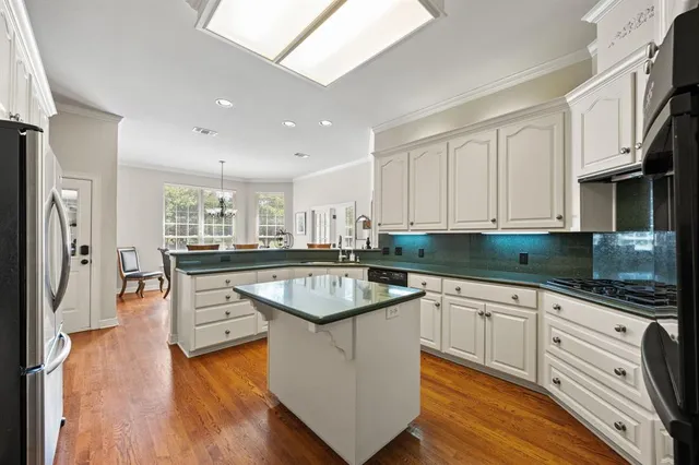 $649,900 | 1 Blue Bonnet Trail, Greenville, TX 75402