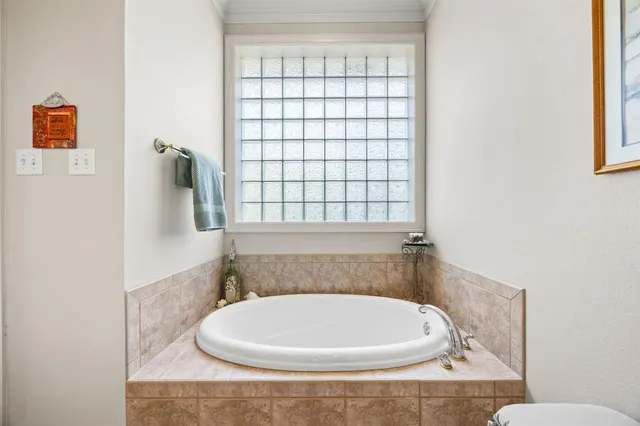 $649,900 | 1 Blue Bonnet Trail, Greenville, TX 75402