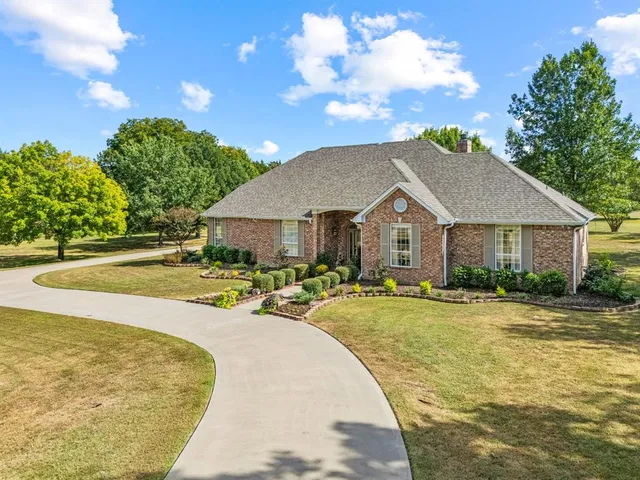 $649,900 | 1 Blue Bonnet Trail, Greenville, TX 75402