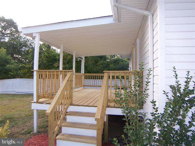 6125 Auth Road Suitland, MD 20746 - Photo 15 of 15 Exterior (Rear)