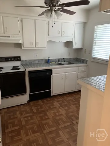 $1,650 | 455 Mall Boulevard, Unit 36, Savannah, GA 31406