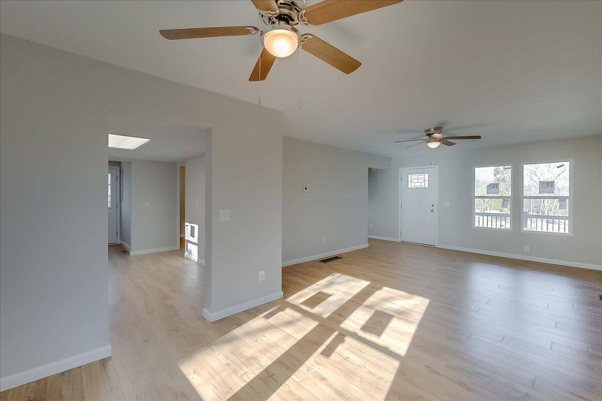 2805 Cedar Road Stamping Ground, KY 40379 - Photo 4 of 37 06-2-1